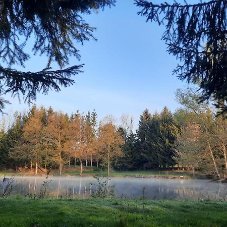 Le Moulin D'Harcy Hotel Lonny Eksteriør billede